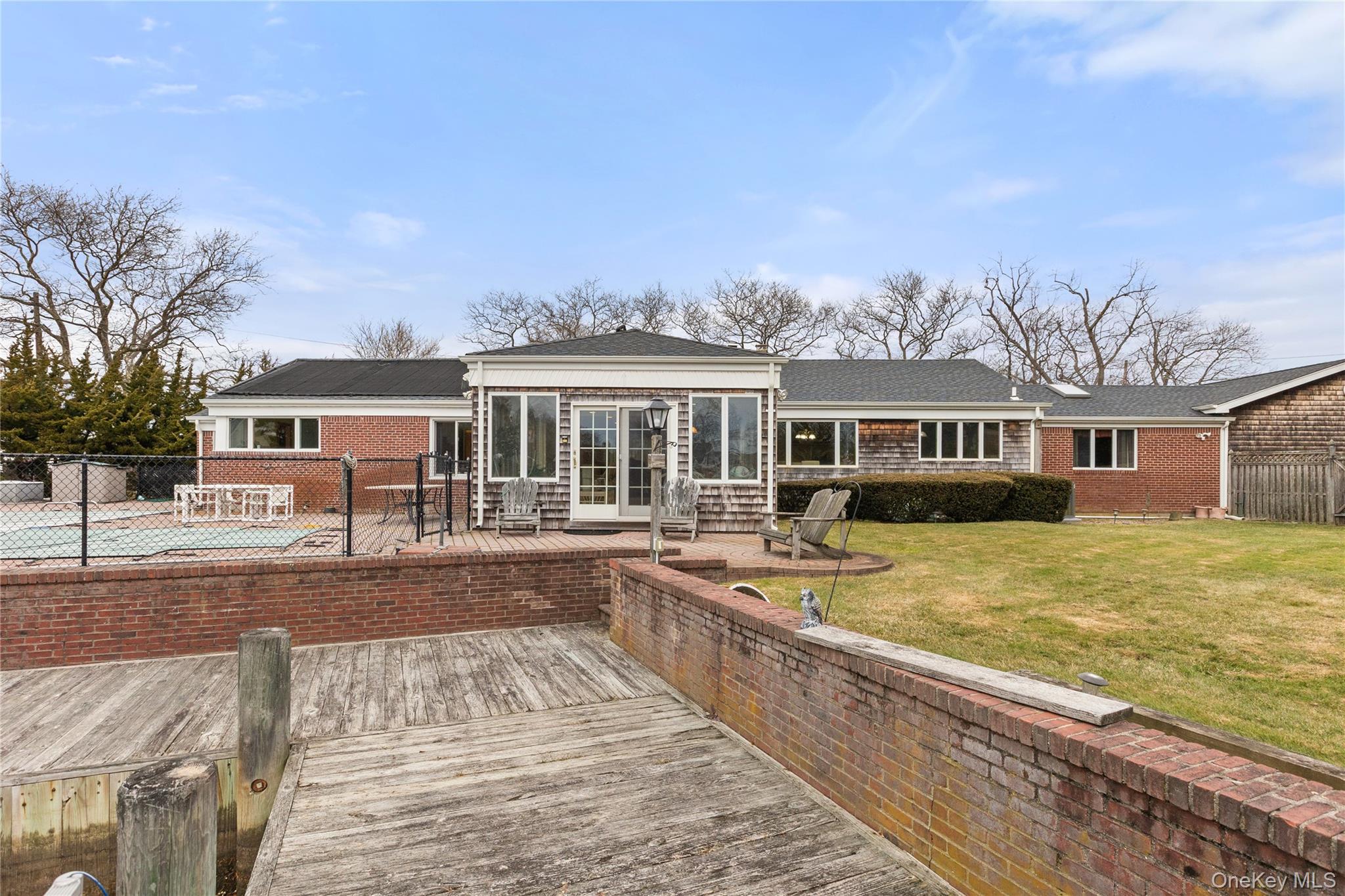 66 Davison Lane E, West Islip, NY 11795