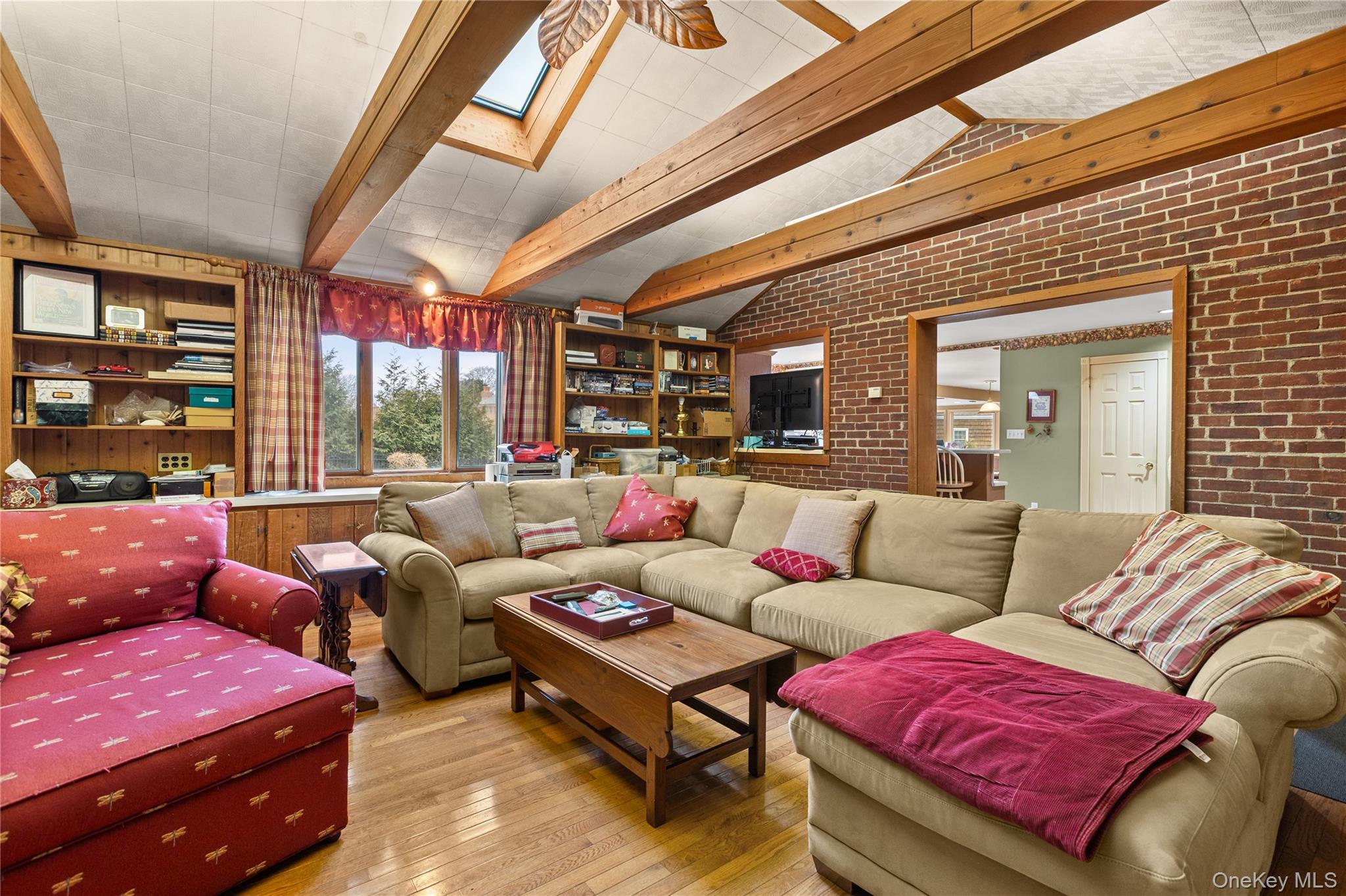 66 Davison Lane E, West Islip, NY 11795