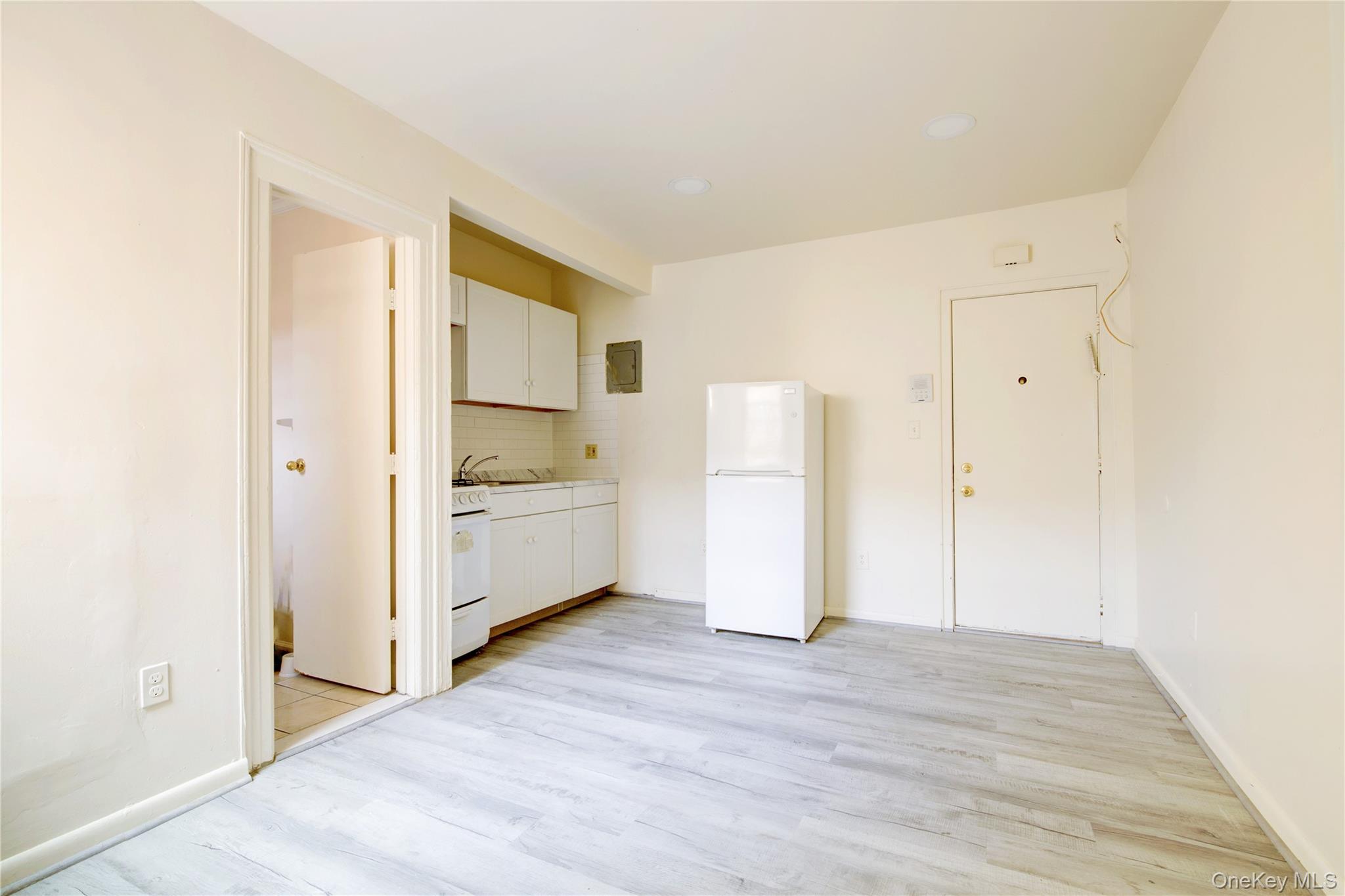 51 Georgia # 10, Long Beach, NY 11561