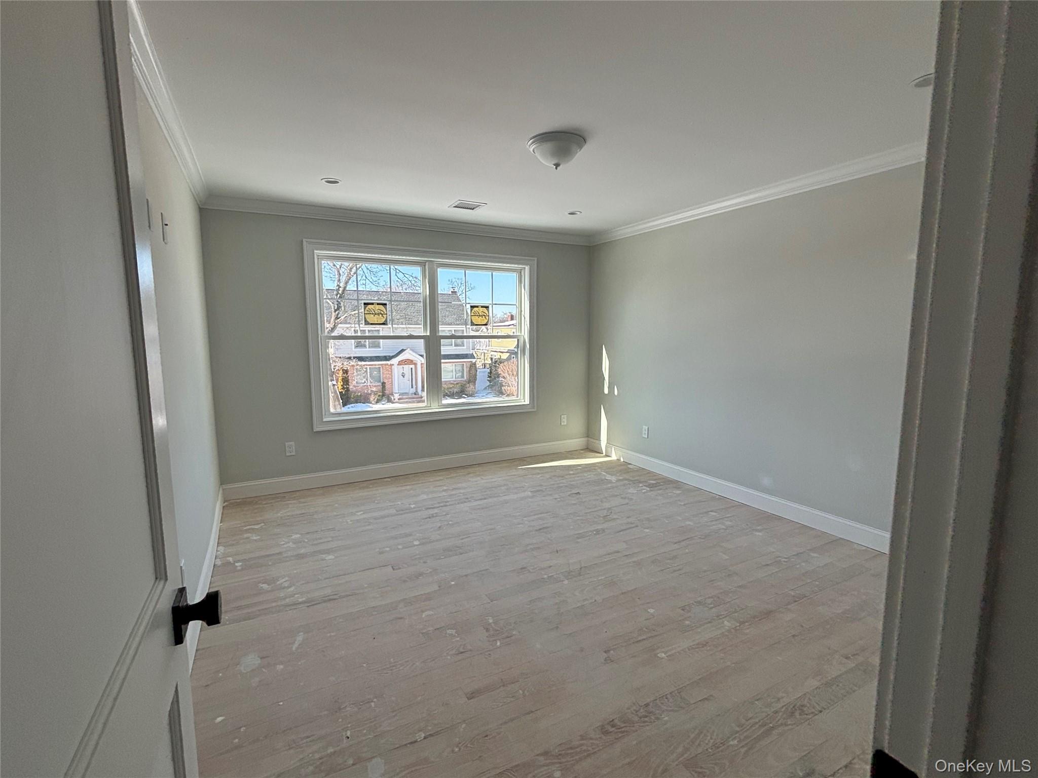 348 Fairway Drive, Franklin Square, NY 11010