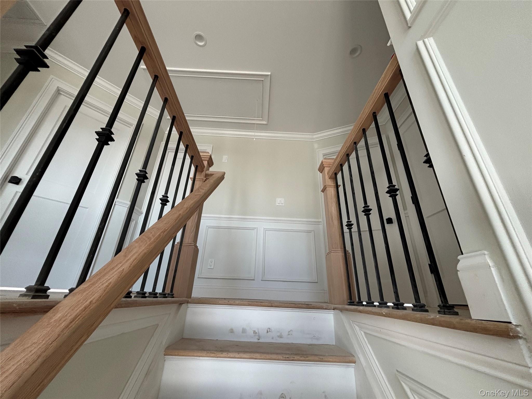 348 Fairway Drive, Franklin Square, NY 11010