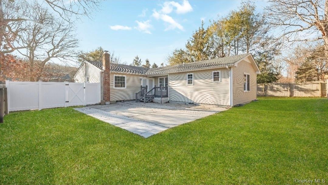 59 Nelson Road, Selden, NY 11784