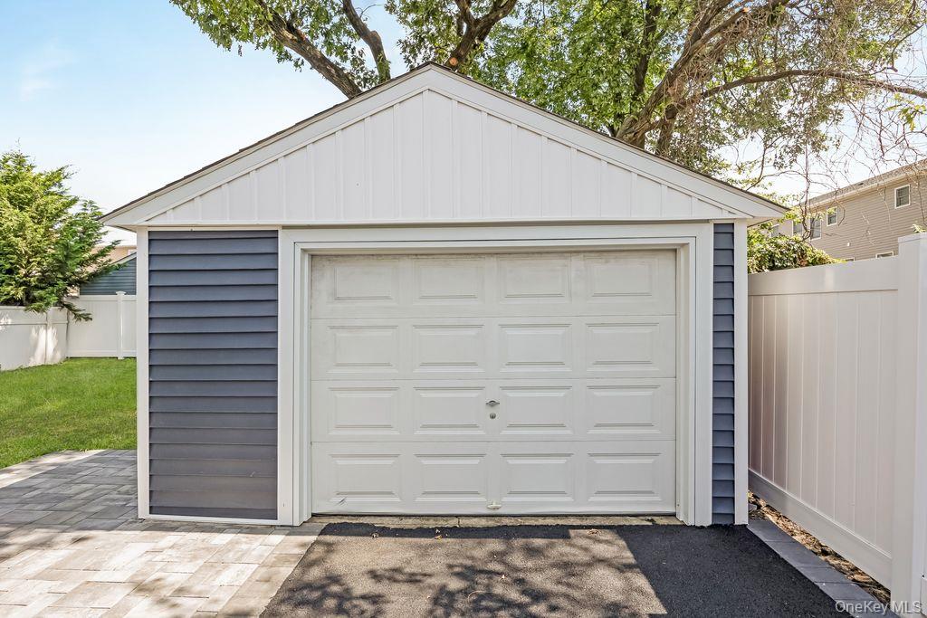 335 Peninsula Boulevard, Cedarhurst, NY 11516