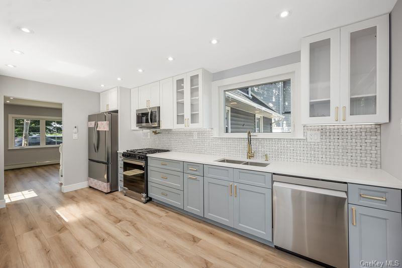 335 Peninsula Boulevard, Cedarhurst, NY 11516