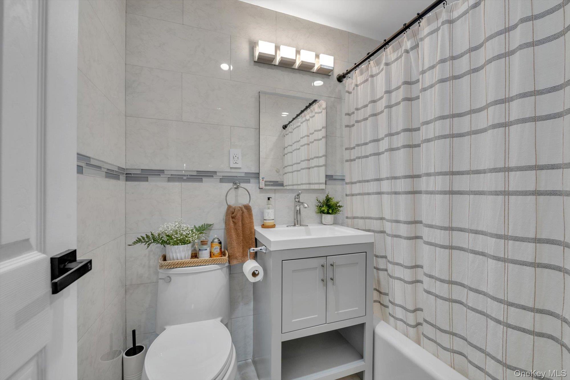 1 Sadore Lane # 7Y, Yonkers, NY 10710