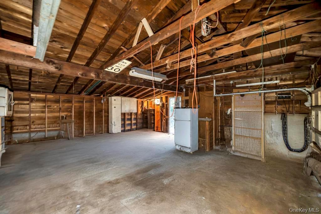 231 Elm Road W, Mastic Beach, NY 11951