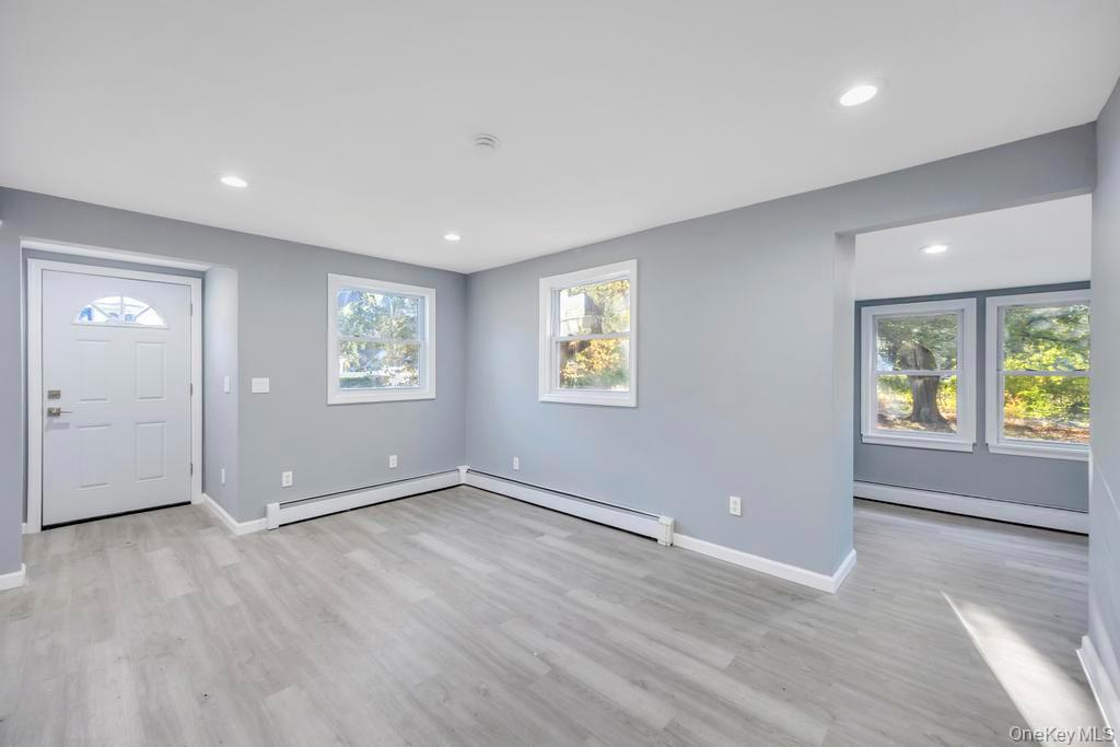 231 Elm Road W, Mastic Beach, NY 11951