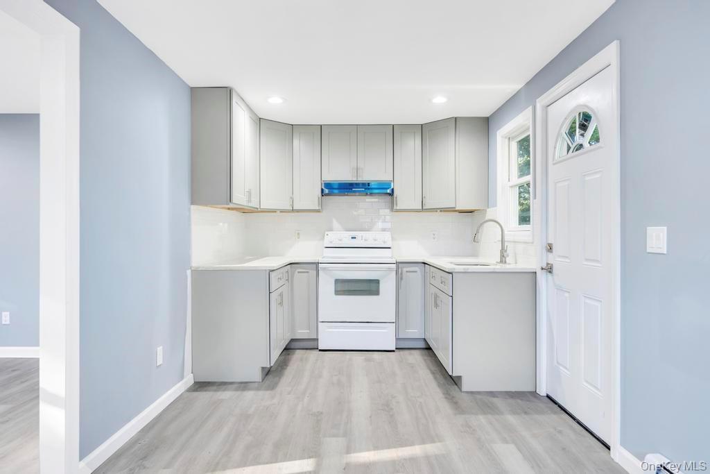 231 Elm Road W, Mastic Beach, NY 11951