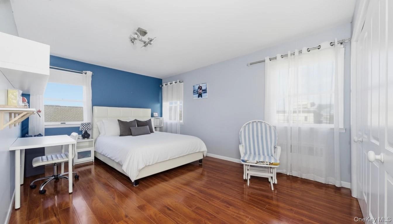 1495 bay Boulevard, Atlantic Beach, NY 11509