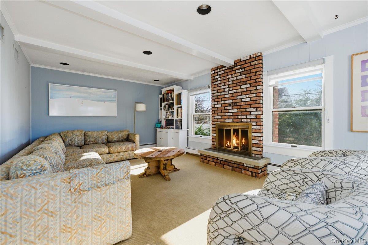 1495 bay Boulevard, Atlantic Beach, NY 11509