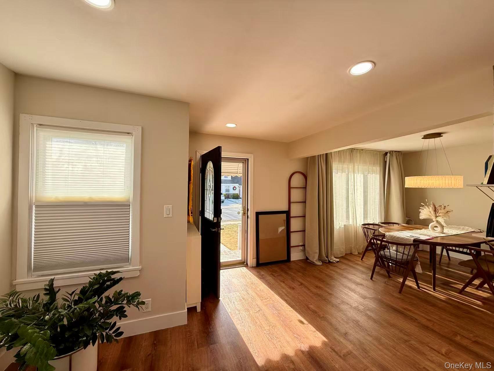 55 Keller Street, Valley Stream, NY 11580