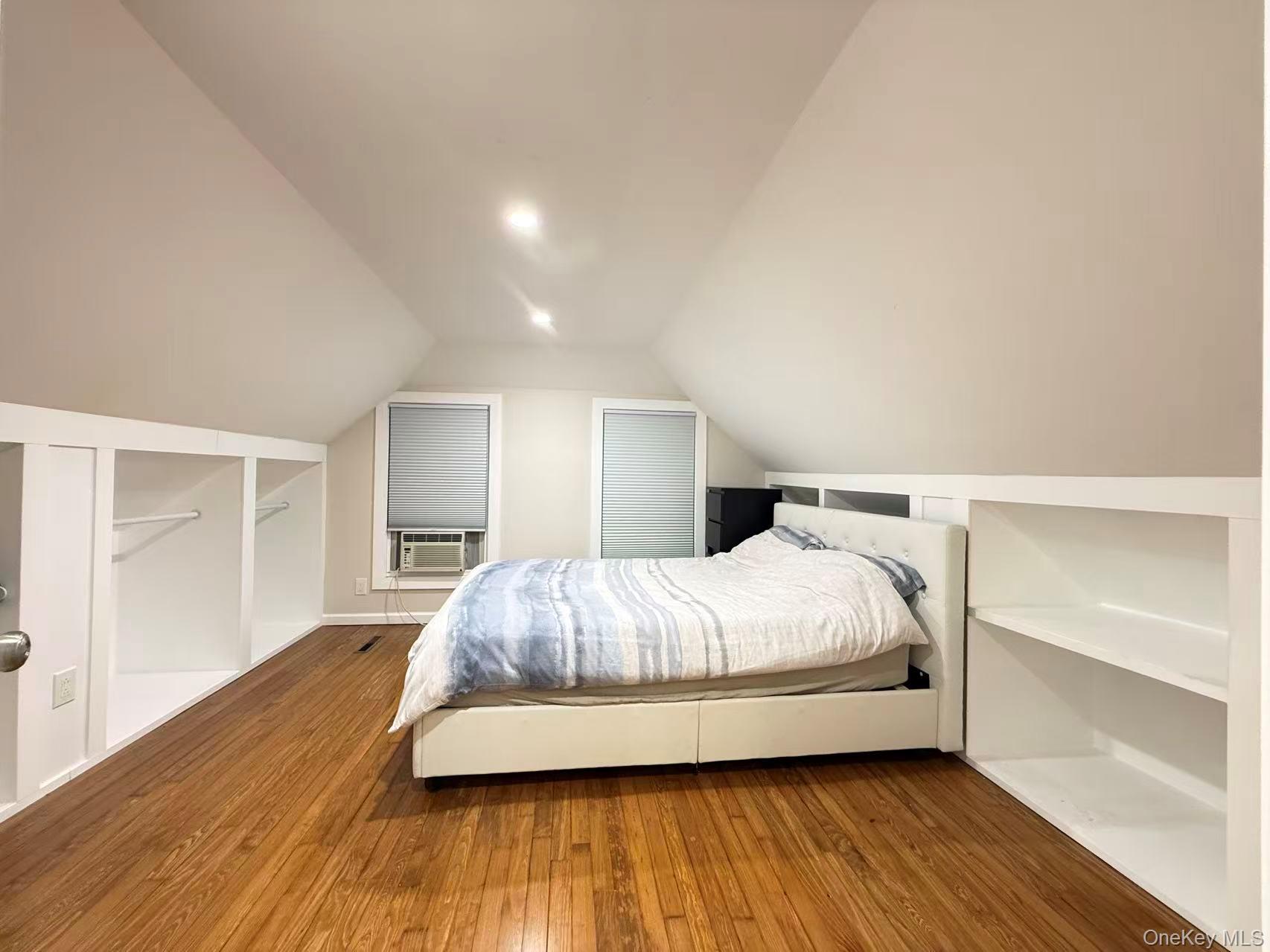 55 Keller Street, Valley Stream, NY 11580