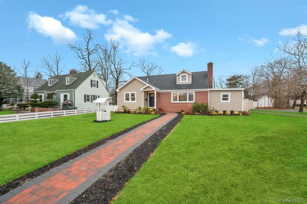 92 Sunset Road, Bay Shore, NY 11706