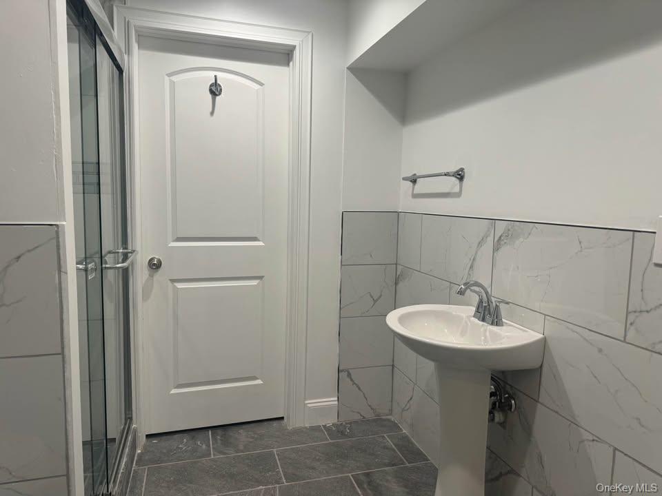 192 Brookfield Avenue, Center Moriches, NY 11934