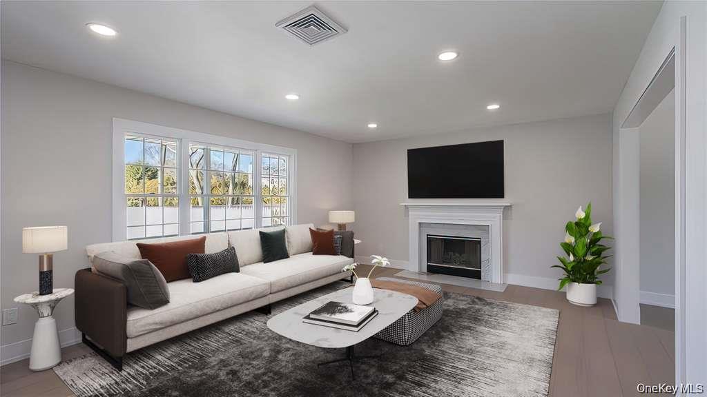 85 Drew Drive, Eastport, NY 11941