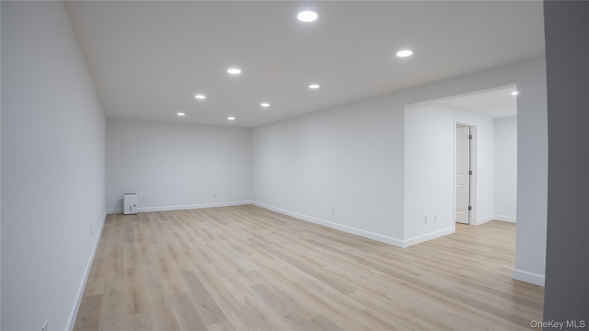 85 Drew Drive, Eastport, NY 11941