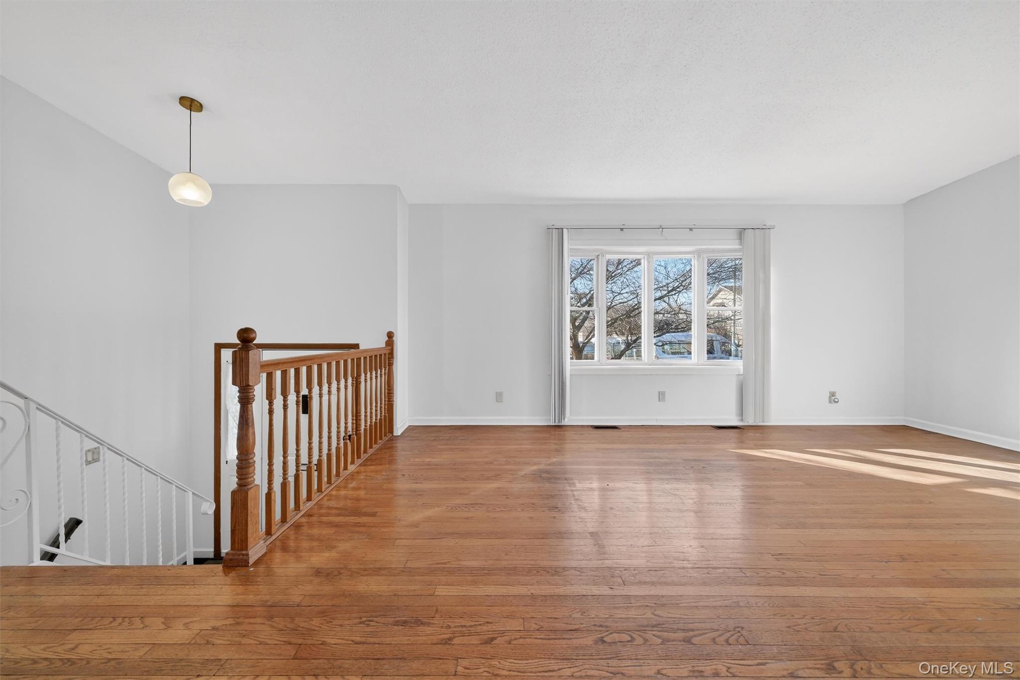 895 E 172nd Street, Bronx, NY 10460