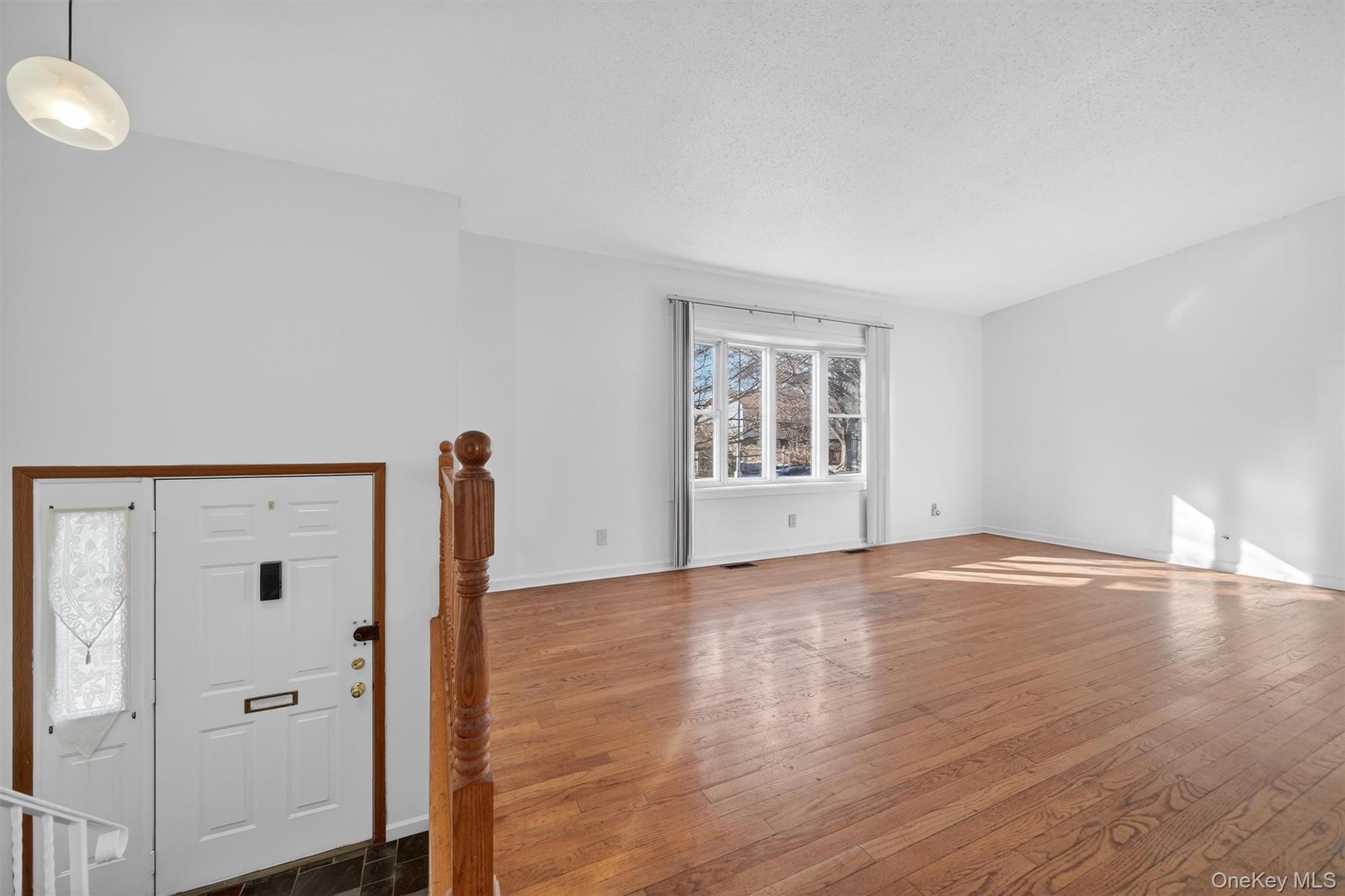 895 E 172nd Street, Bronx, NY 10460