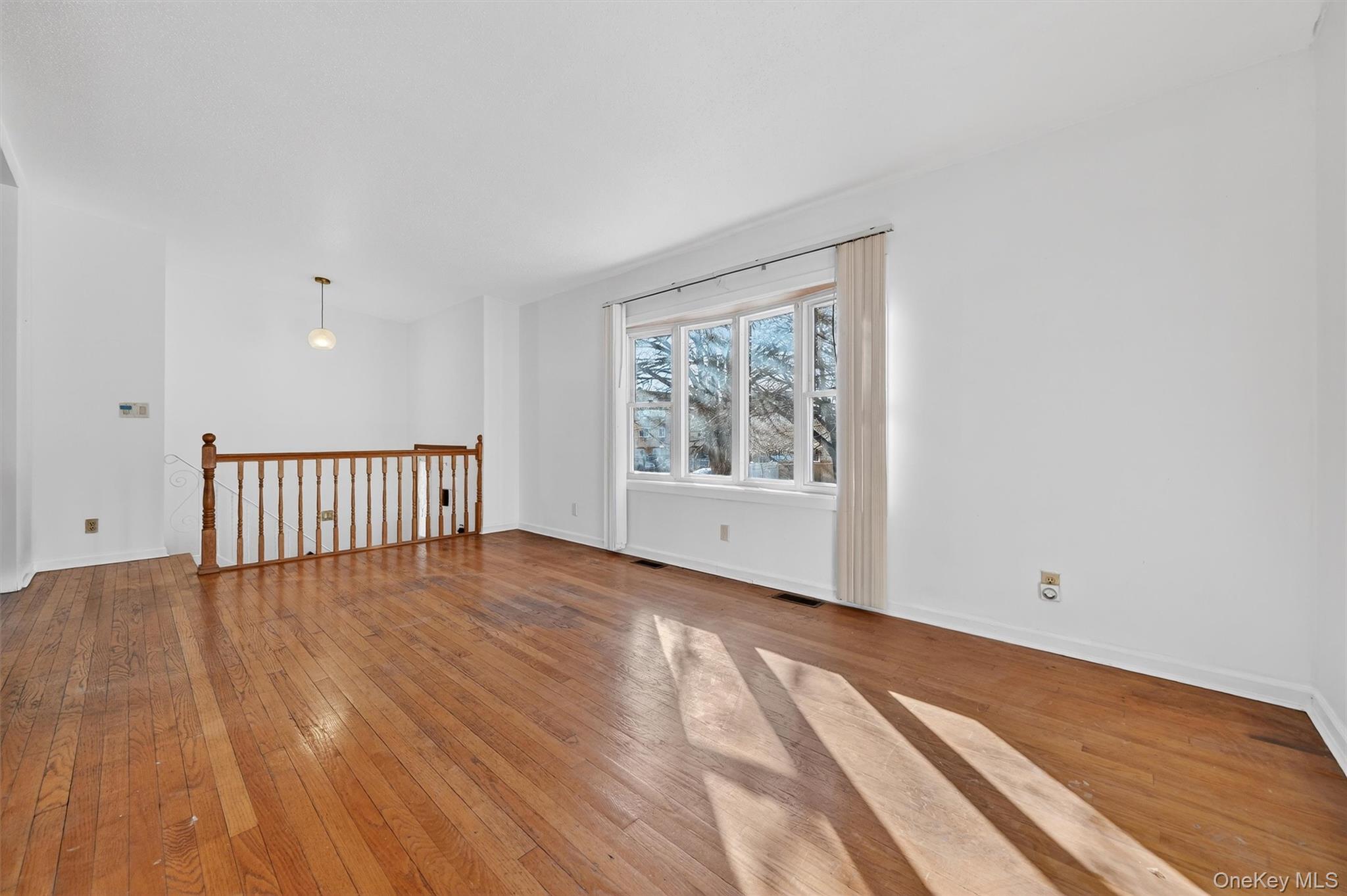 895 E 172nd Street, Bronx, NY 10460