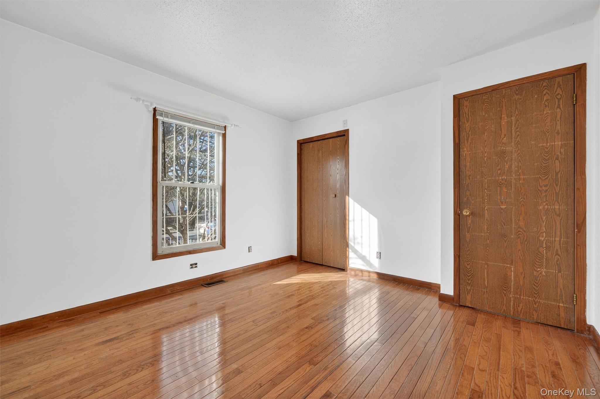 895 E 172nd Street, Bronx, NY 10460