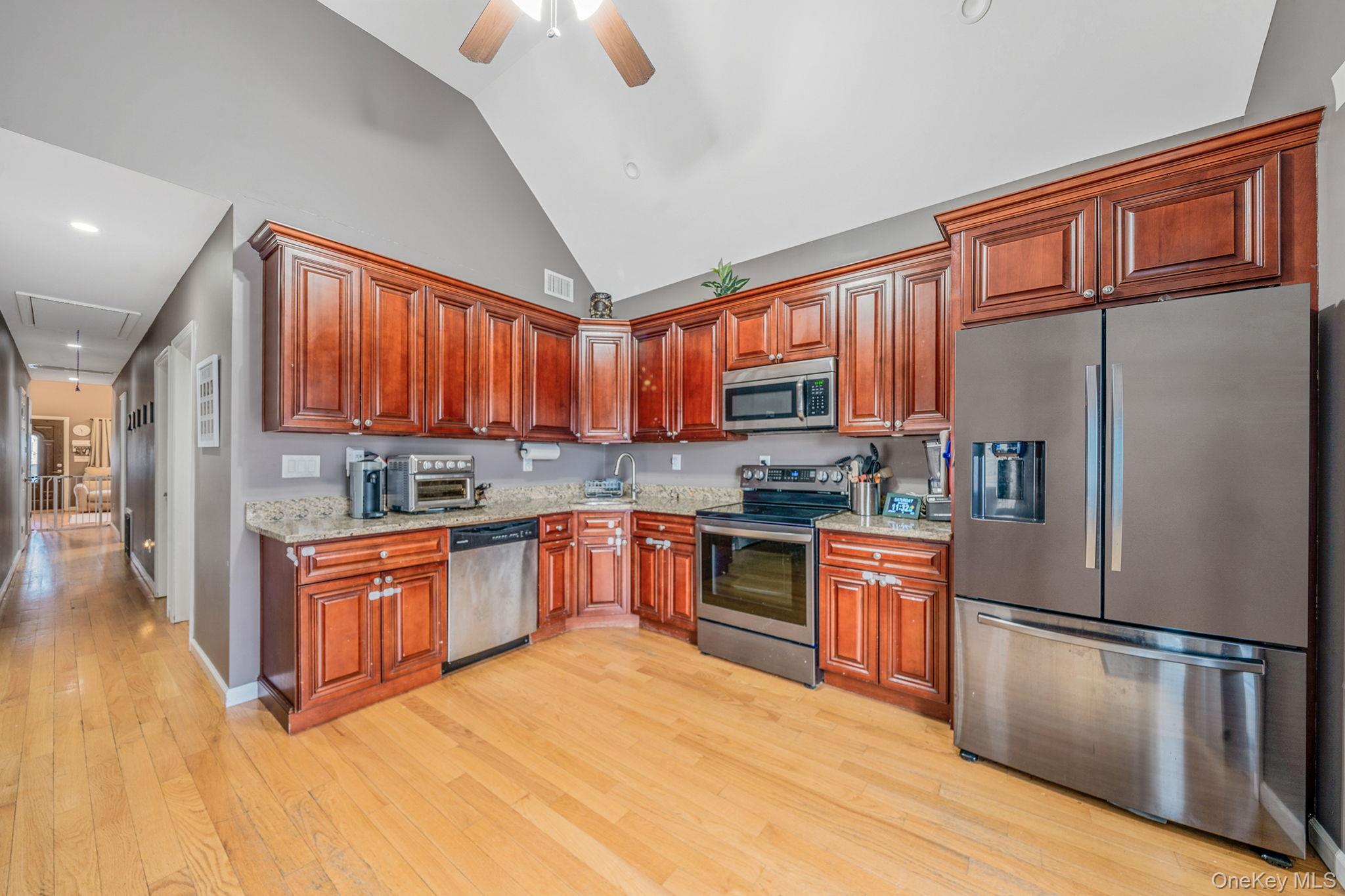 1515 Cross Bay Boulevard, Broad Channel, NY 11693