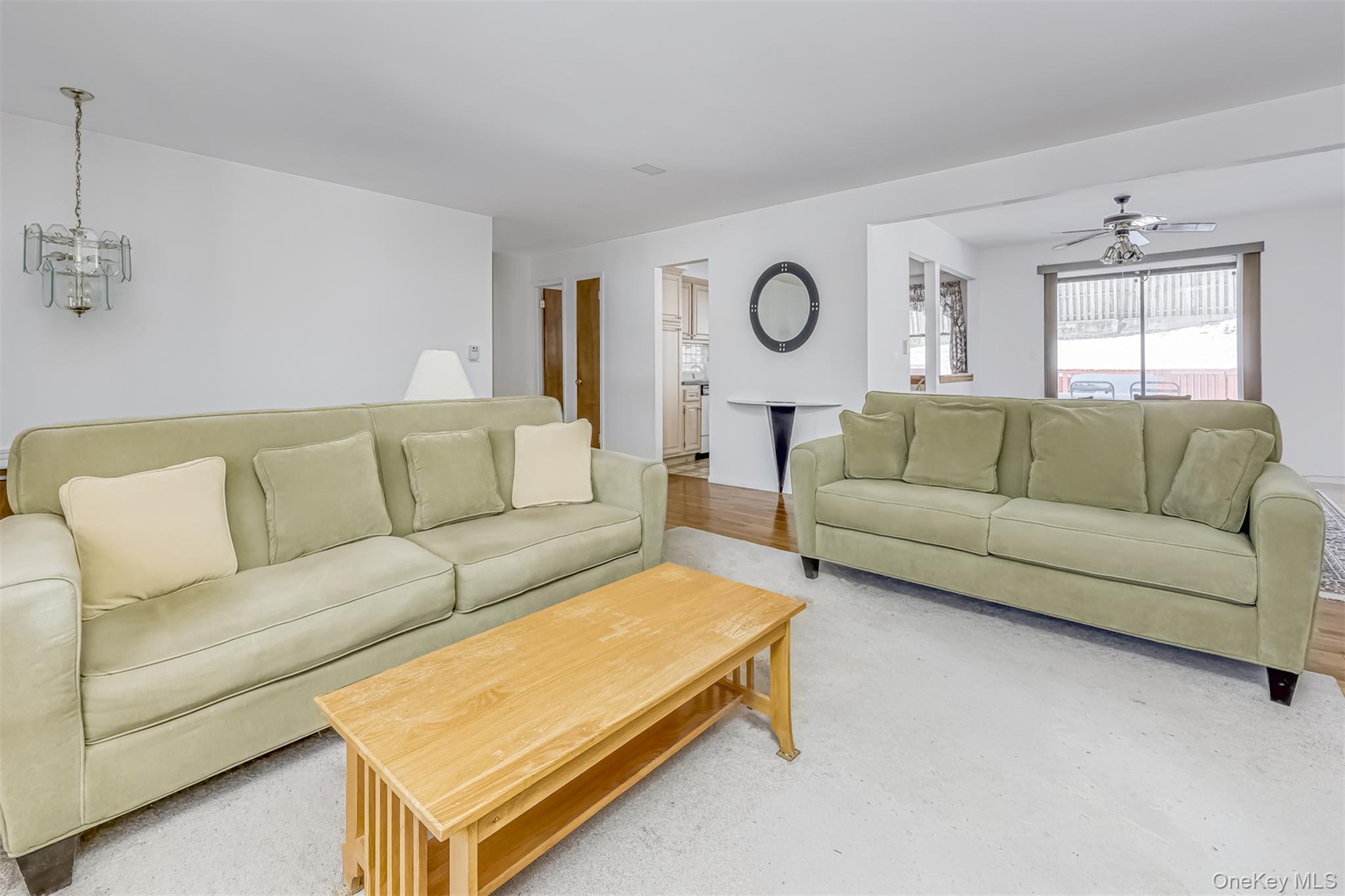 11 Pine Tree Court, Valley Cottage, NY 10989