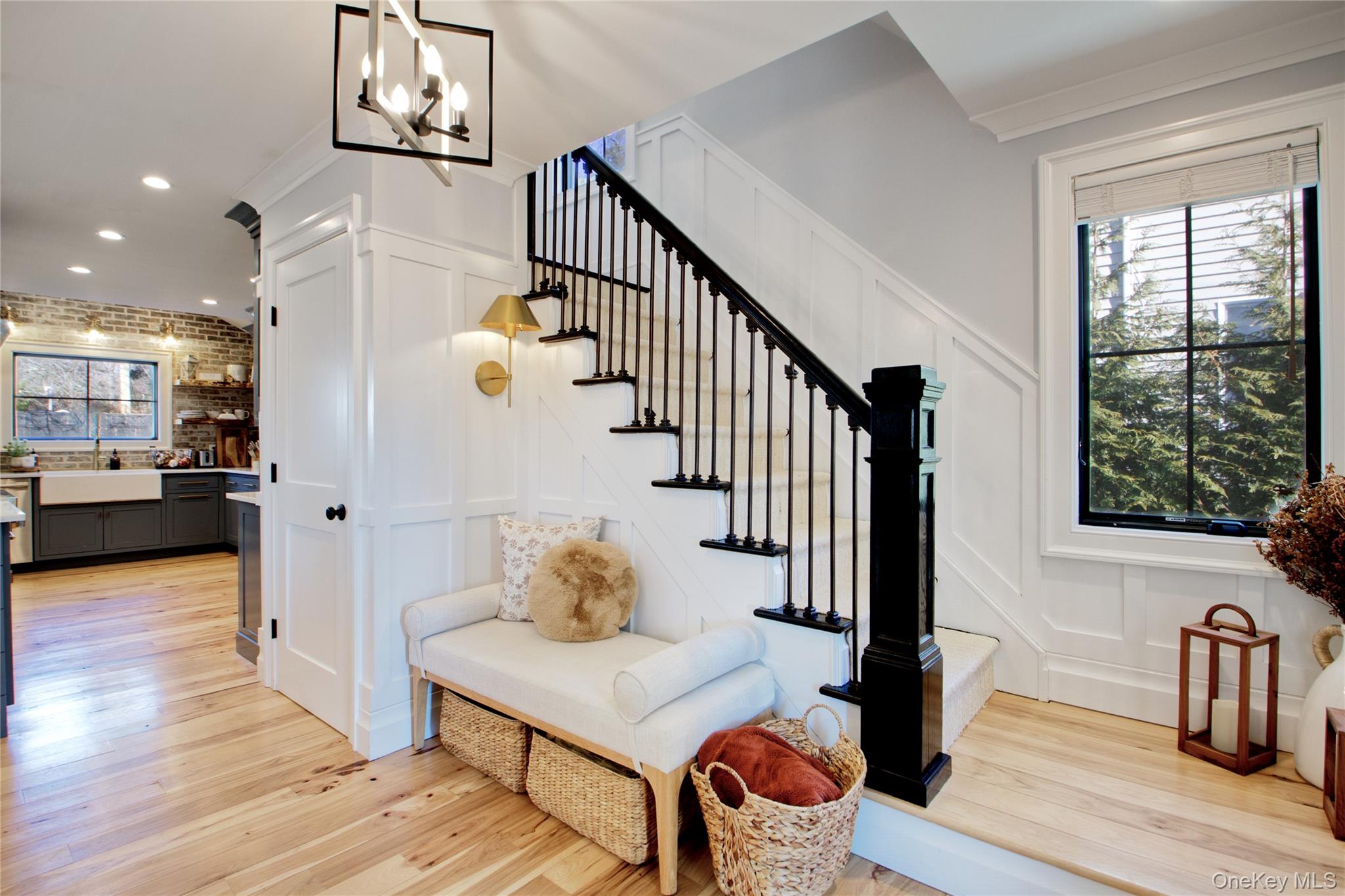 97 Bar Beach Road, Port Washington, NY 11050