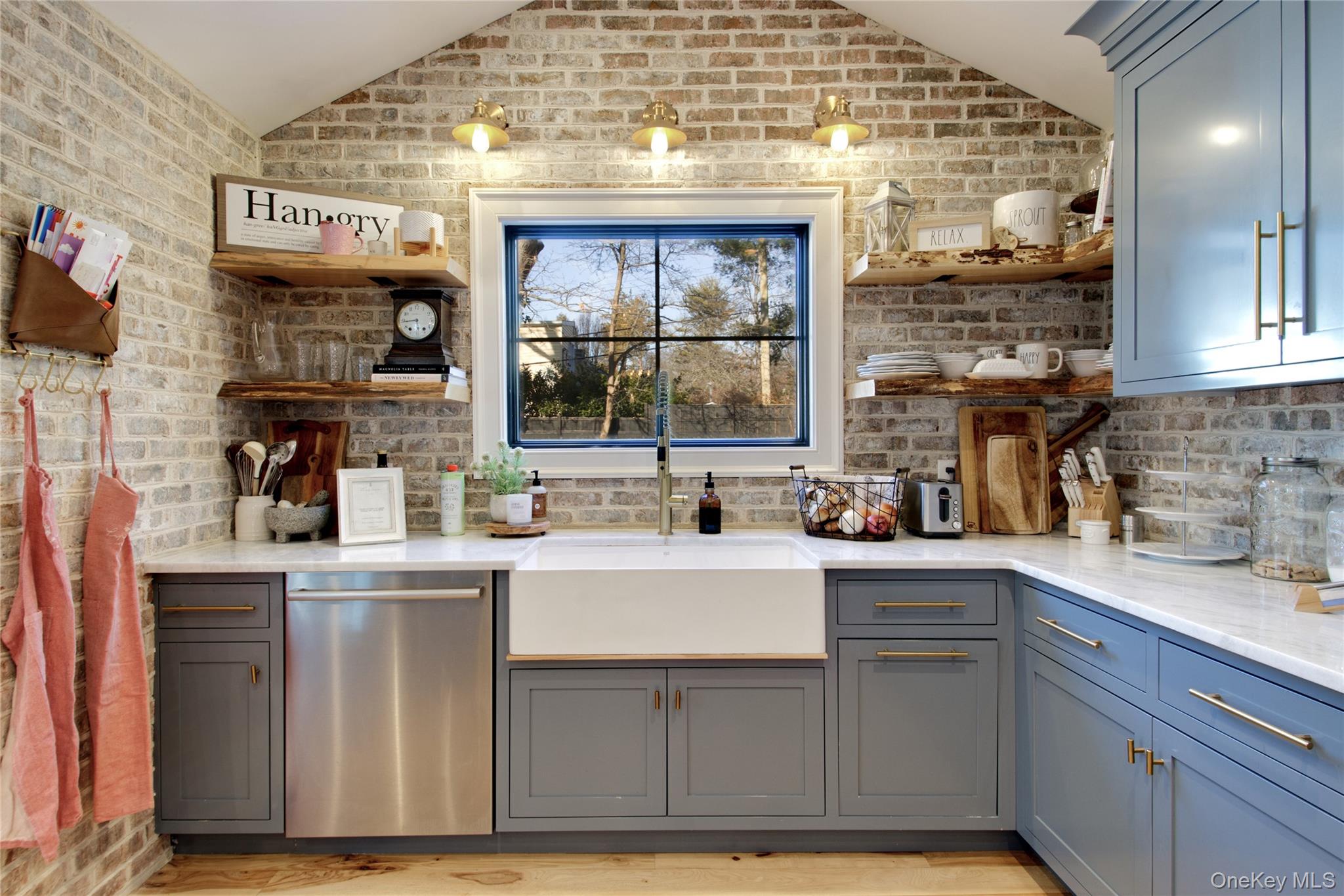 97 Bar Beach Road, Port Washington, NY 11050