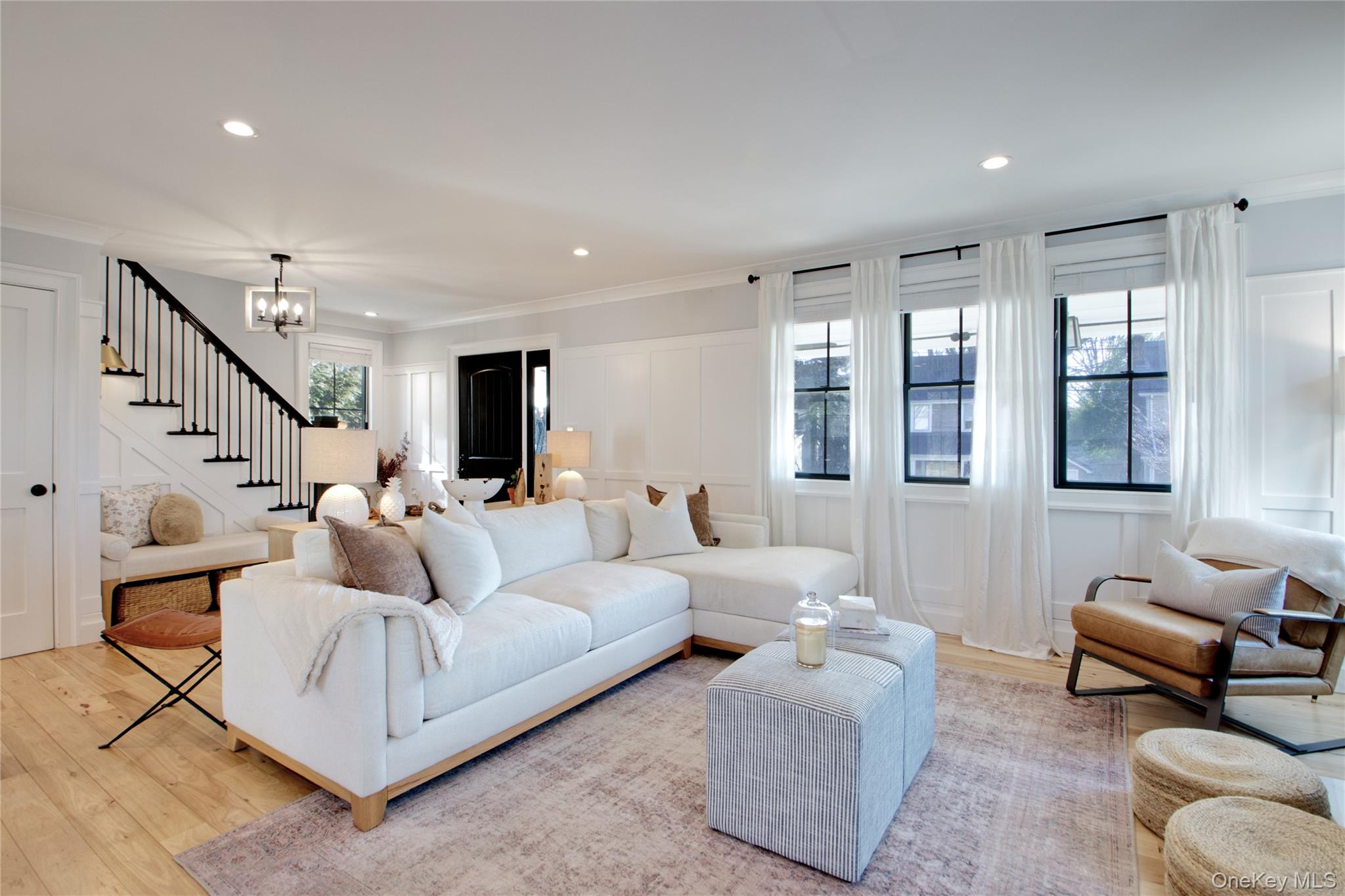 97 Bar Beach Road, Port Washington, NY 11050