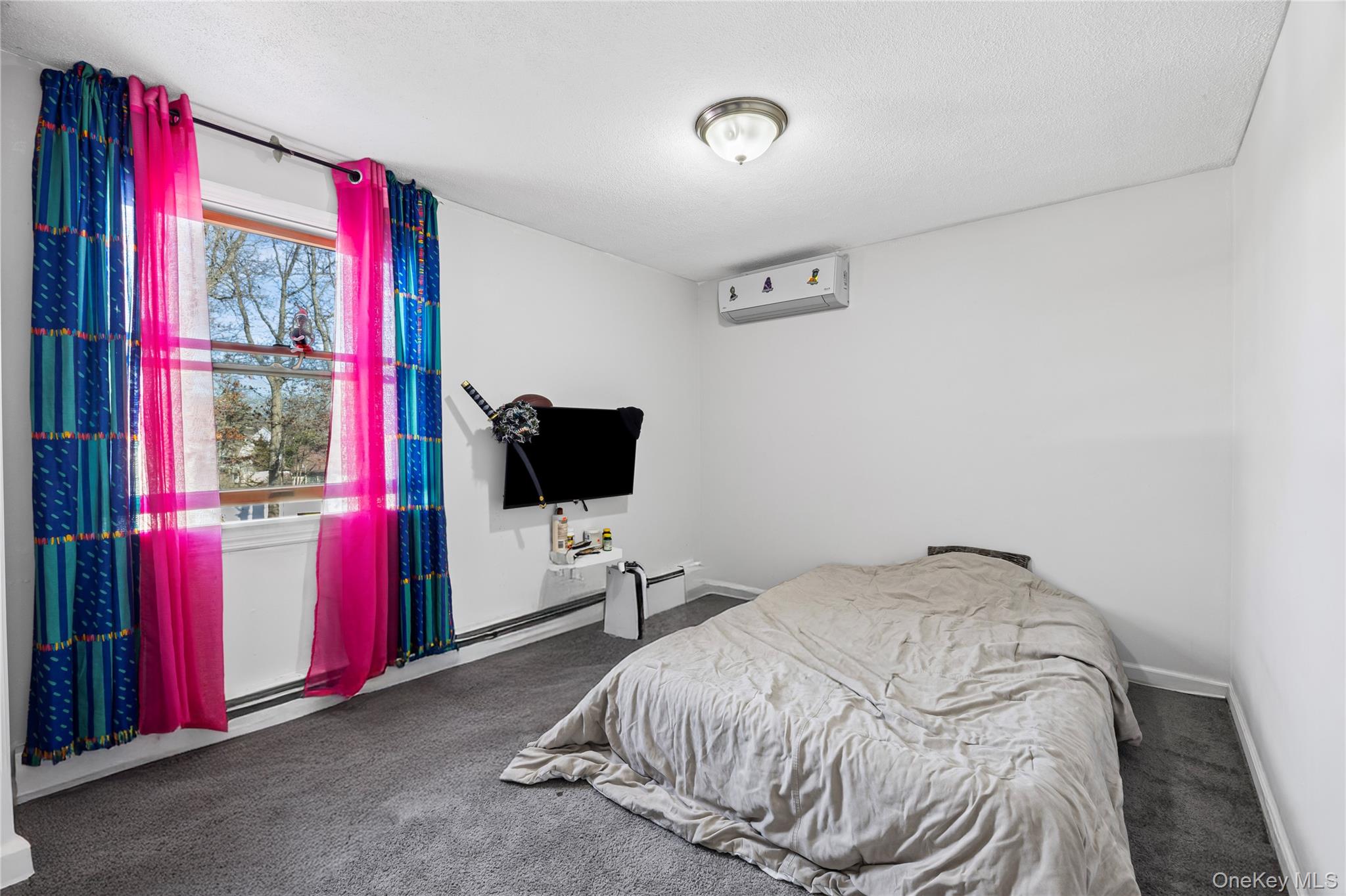 12 Yellowstone Court, Coram, NY 11727