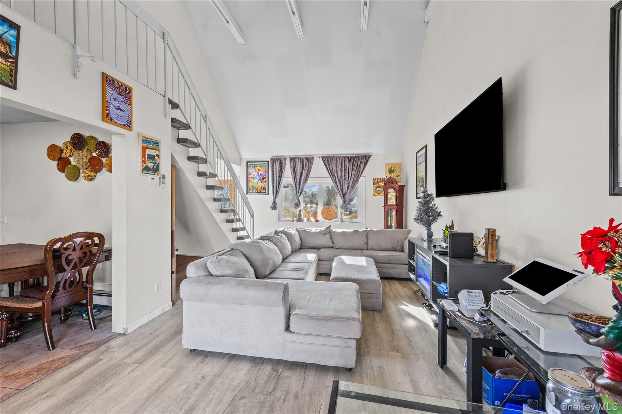 12 Yellowstone Court, Coram, NY 11727