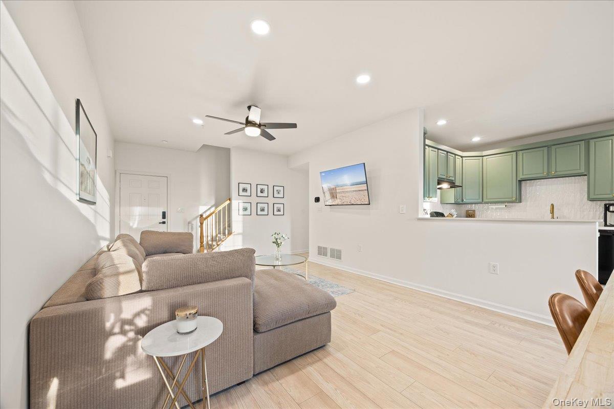 917 Balsam Drive, New Windsor, NY 12553