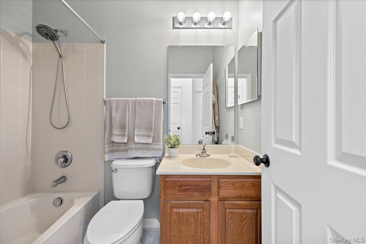 917 Balsam Drive, New Windsor, NY 12553