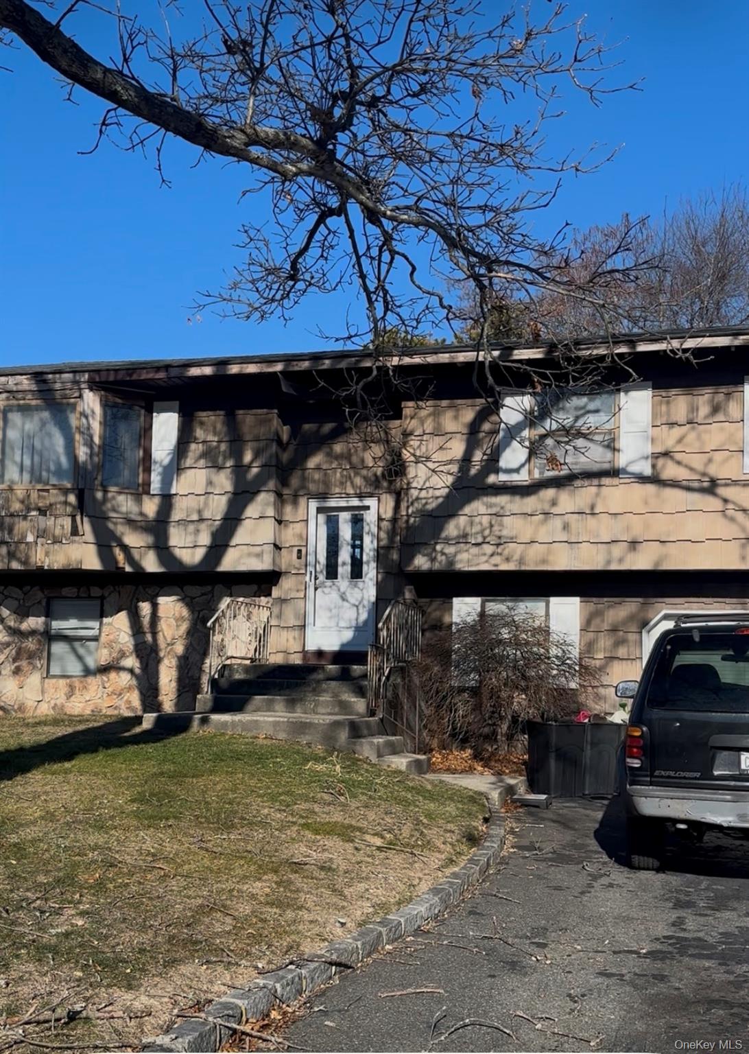 11 Taurgo Lane, Centereach, NY 11720