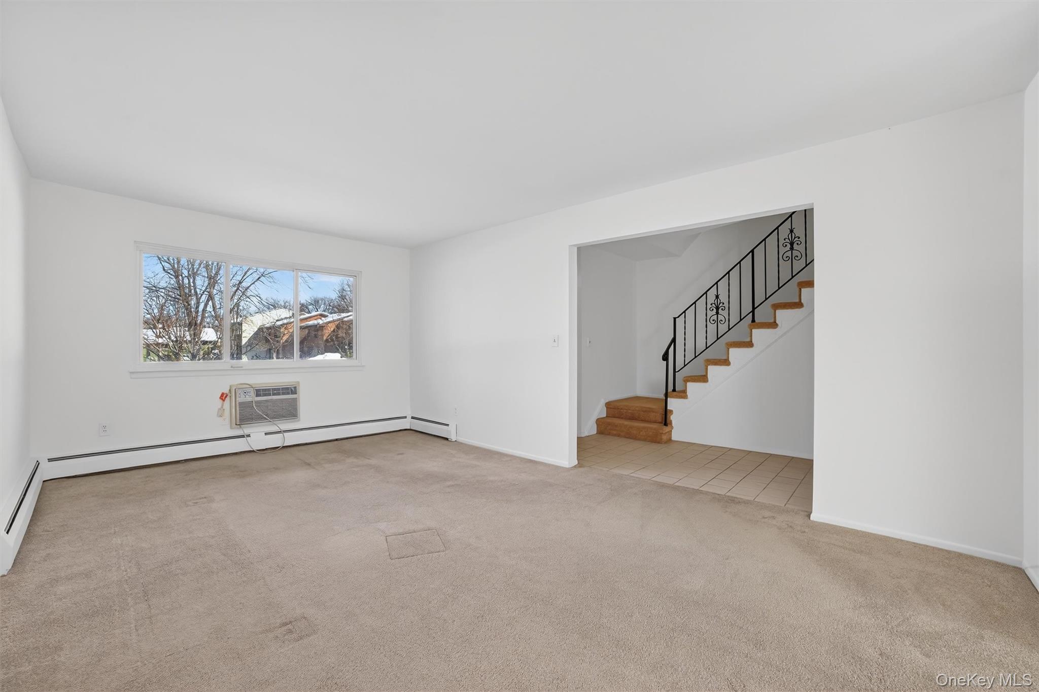 126 Coachlight Square, Montrose, NY 10548