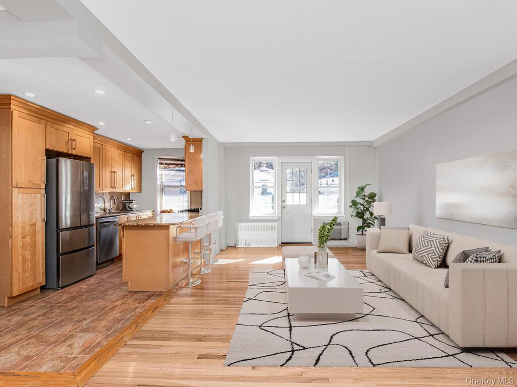 709 Warburton Ave # 3B, Yonkers, NY 10701