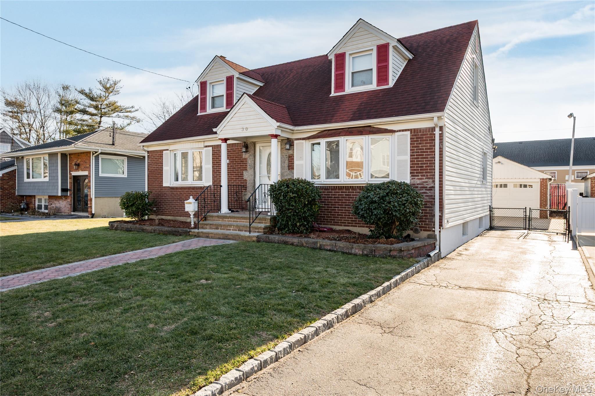 30 1St Street, New Hyde Park, NY 11040