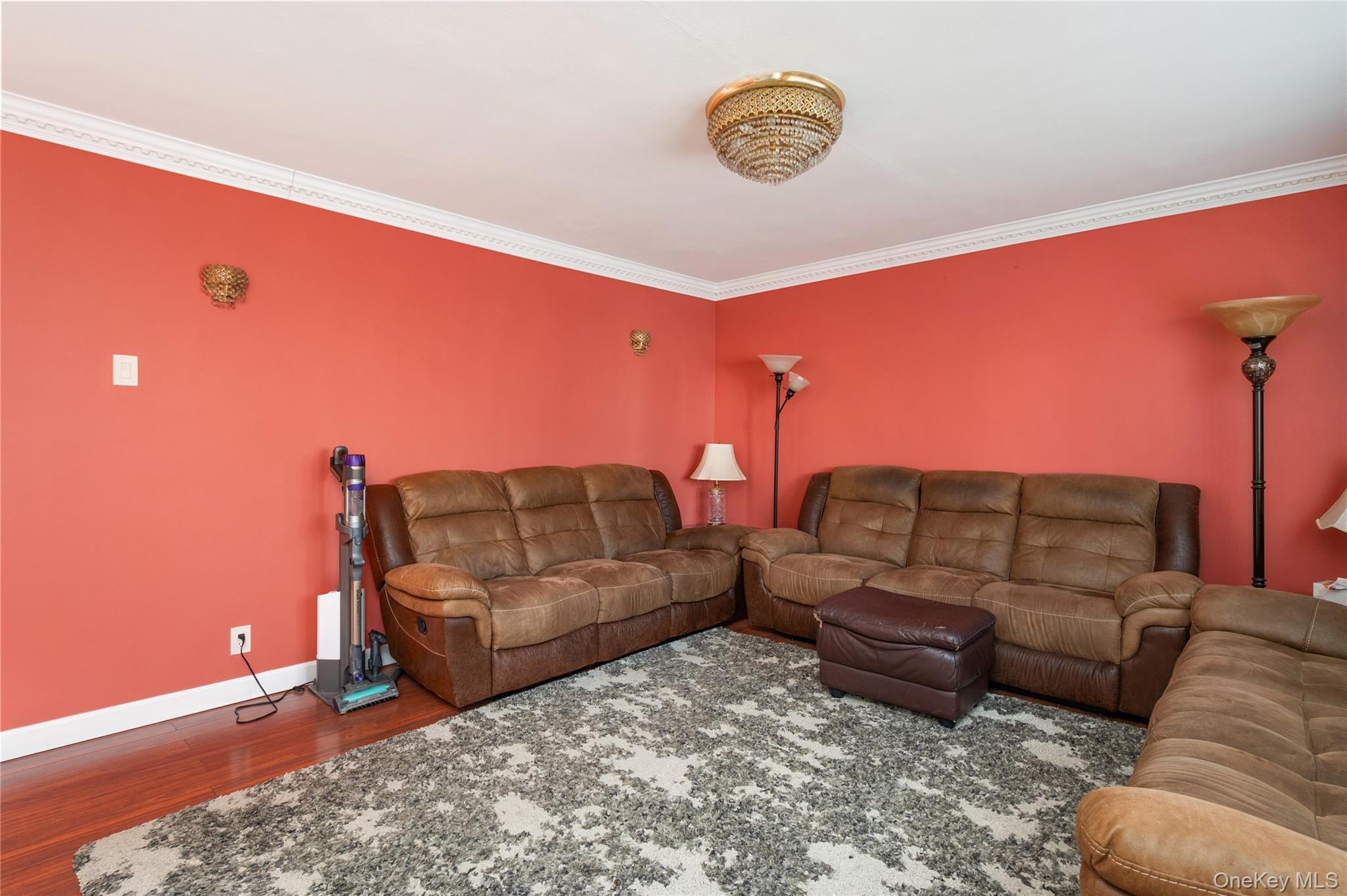 30 1St Street, New Hyde Park, NY 11040