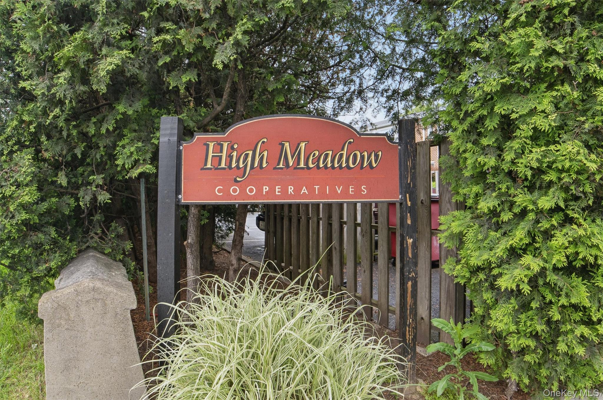 42 Charter Circle # 42, Ossining, NY 10562