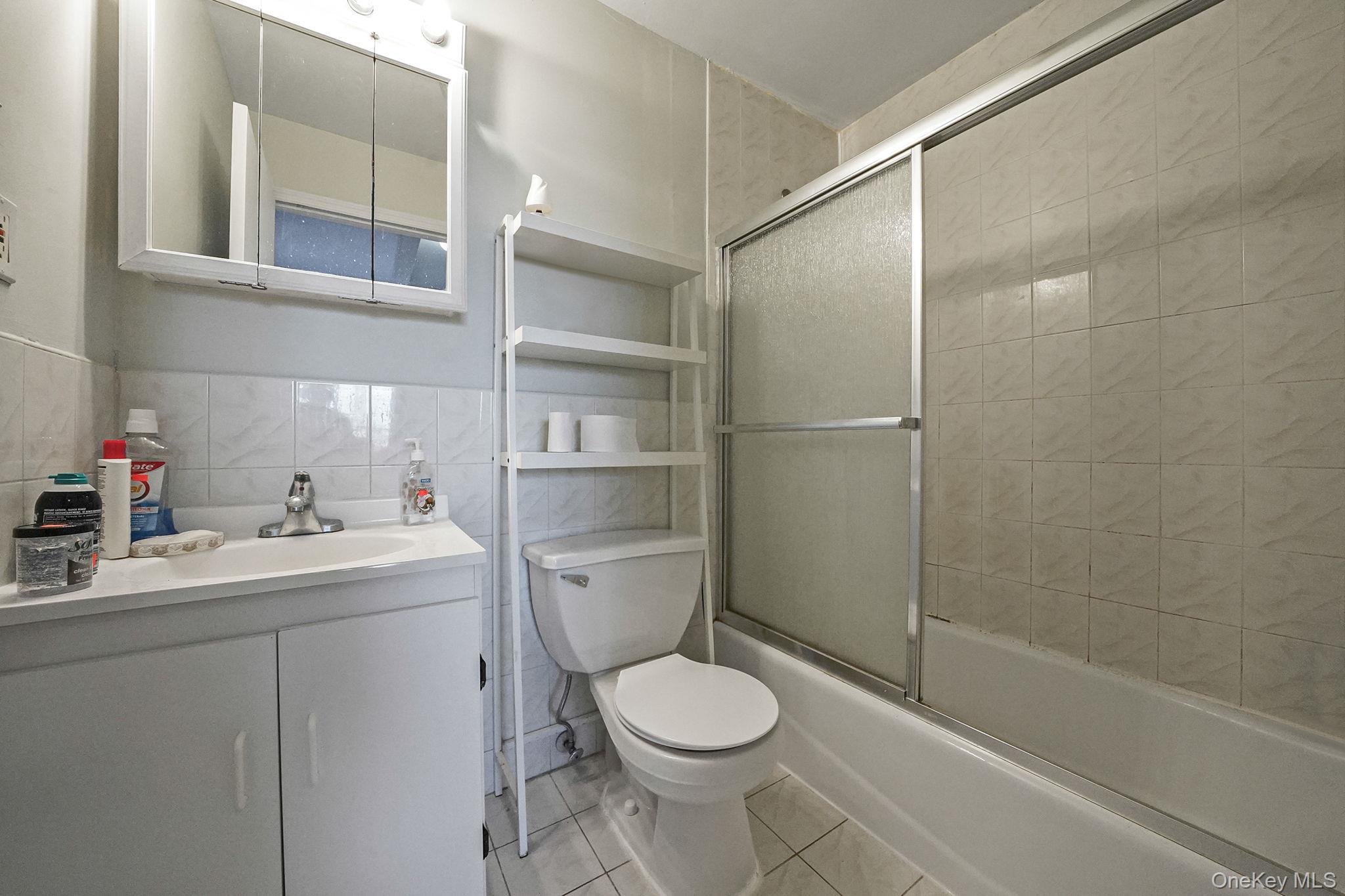 39 Debevoise Street, Brooklyn, NY 11206