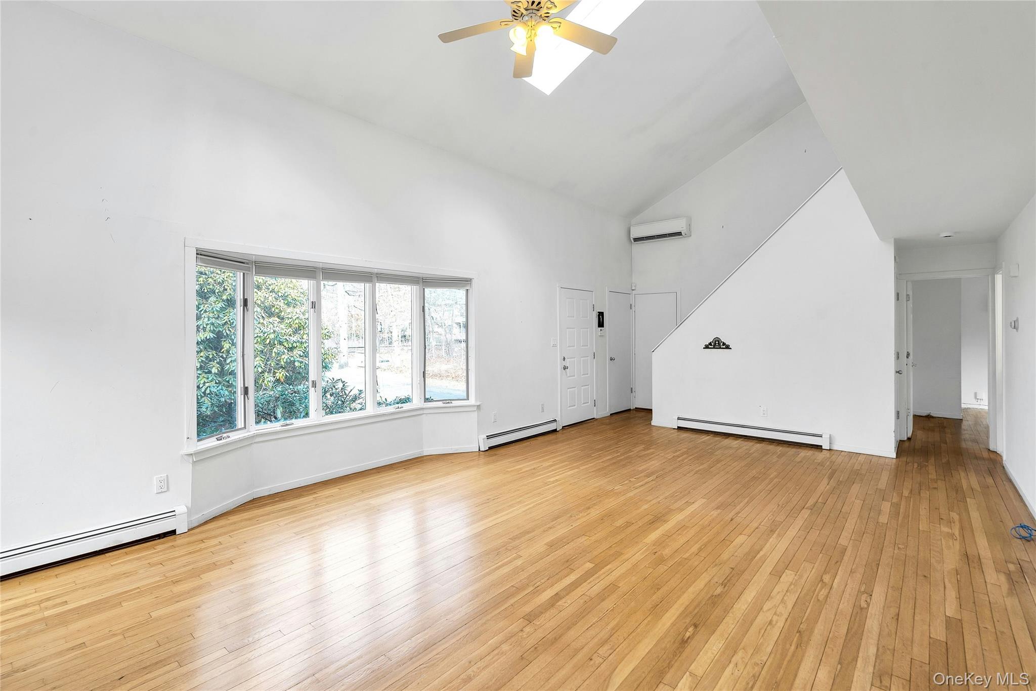 23 Bellows Terrace, Hampton Bays, NY 11946