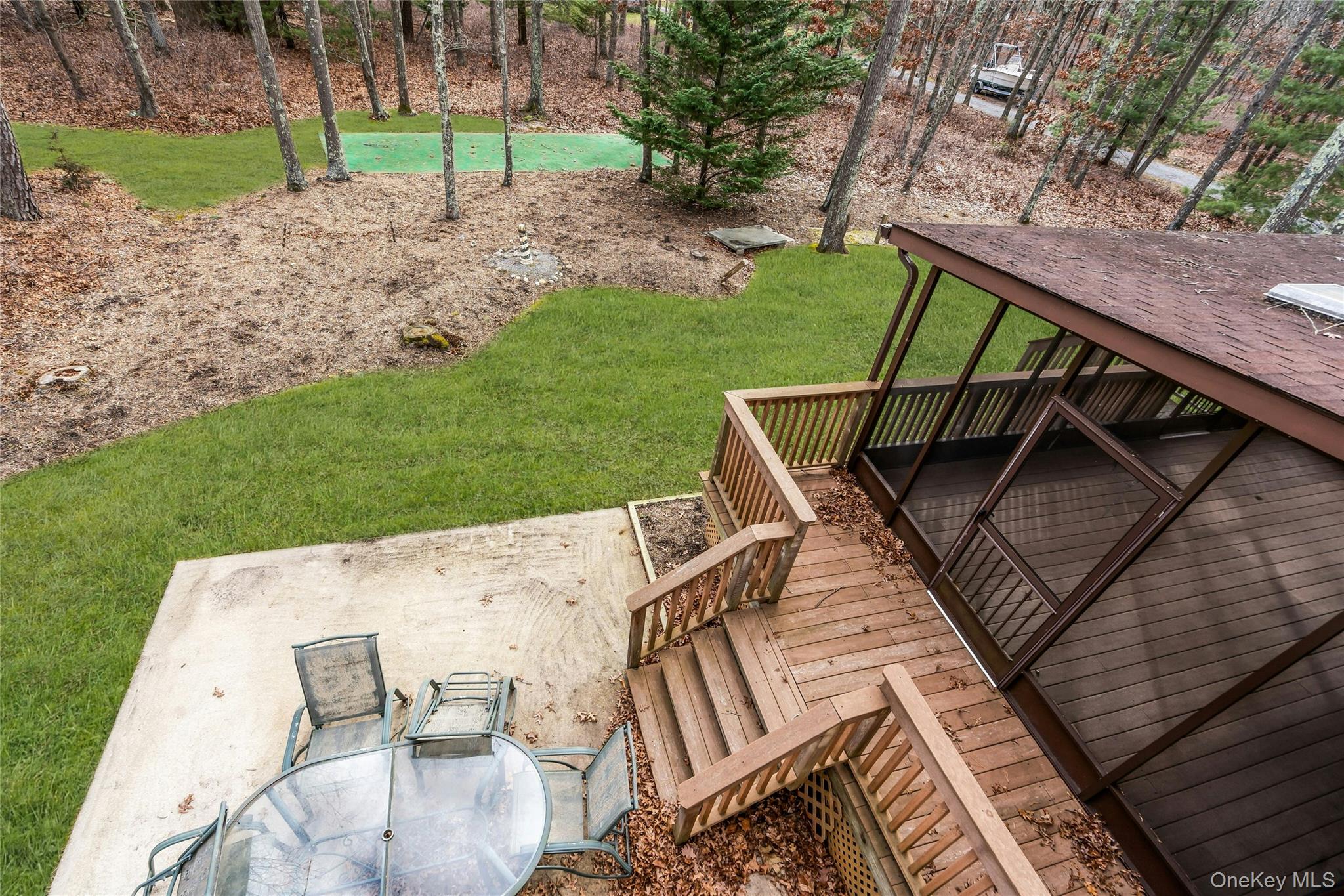 23 Bellows Terrace, Hampton Bays, NY 11946