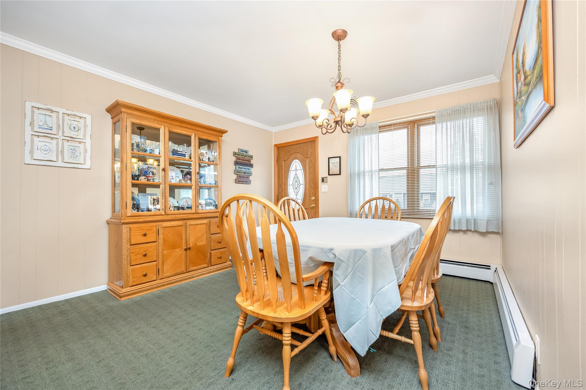 83 Kane Place, North Babylon, NY 11703