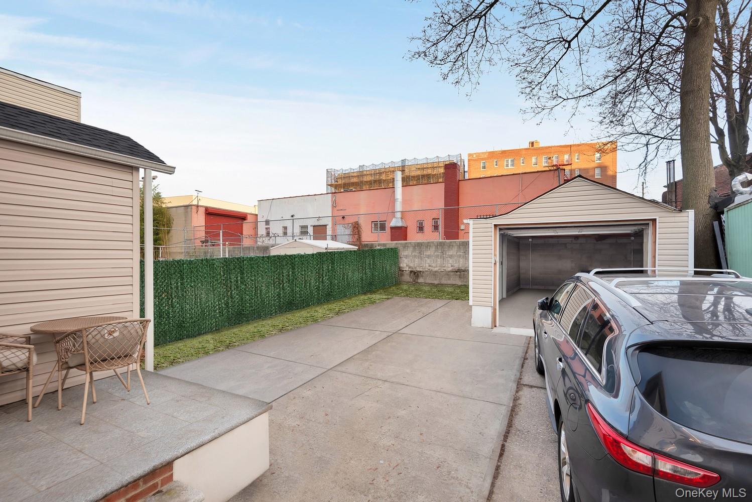 4810 Osgood Street, Bronx, NY 10470