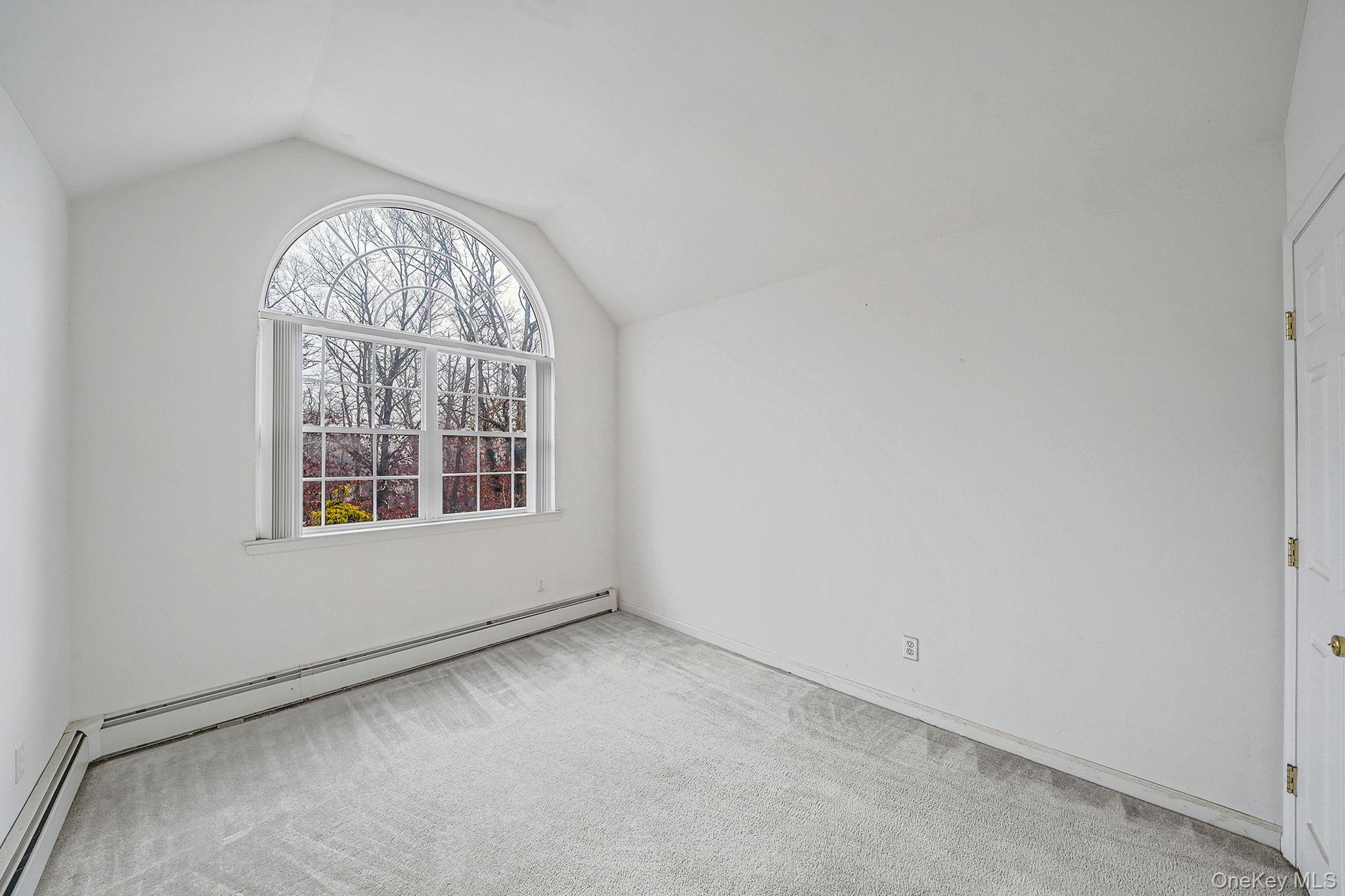 22 Wright Road, Manorville, NY 11949