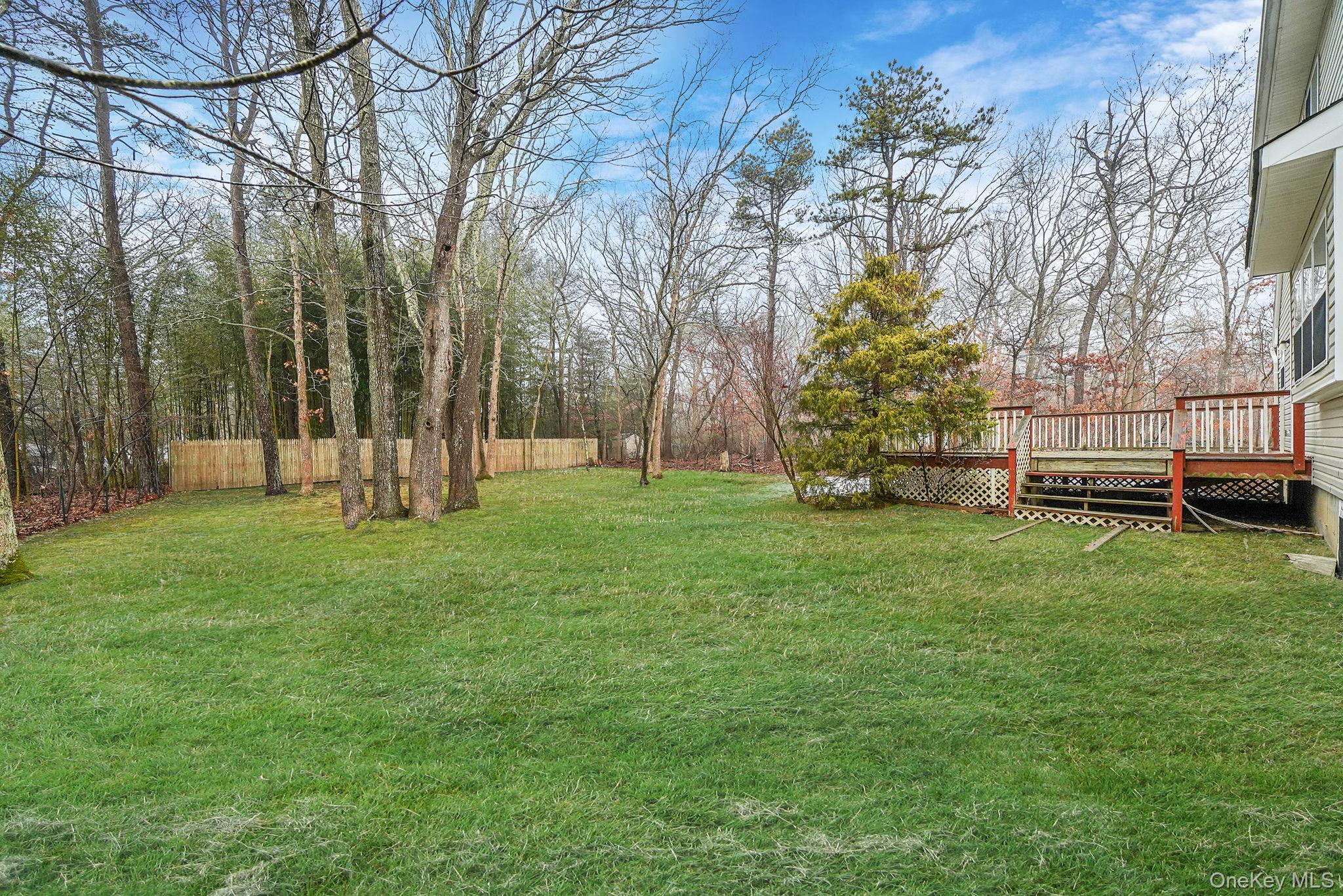 22 Wright Road, Manorville, NY 11949