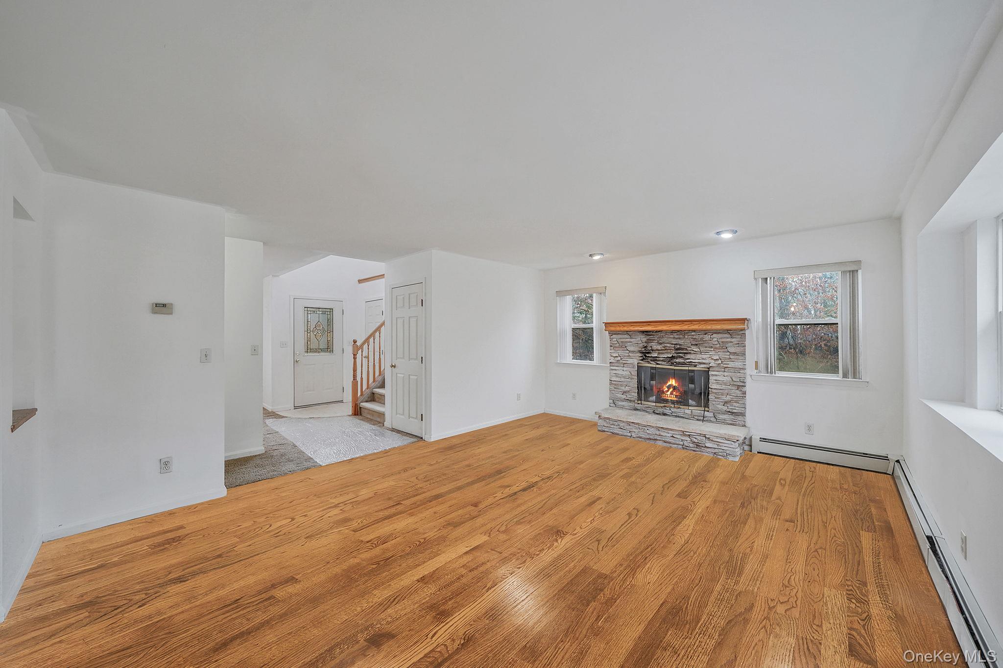 22 Wright Road, Manorville, NY 11949