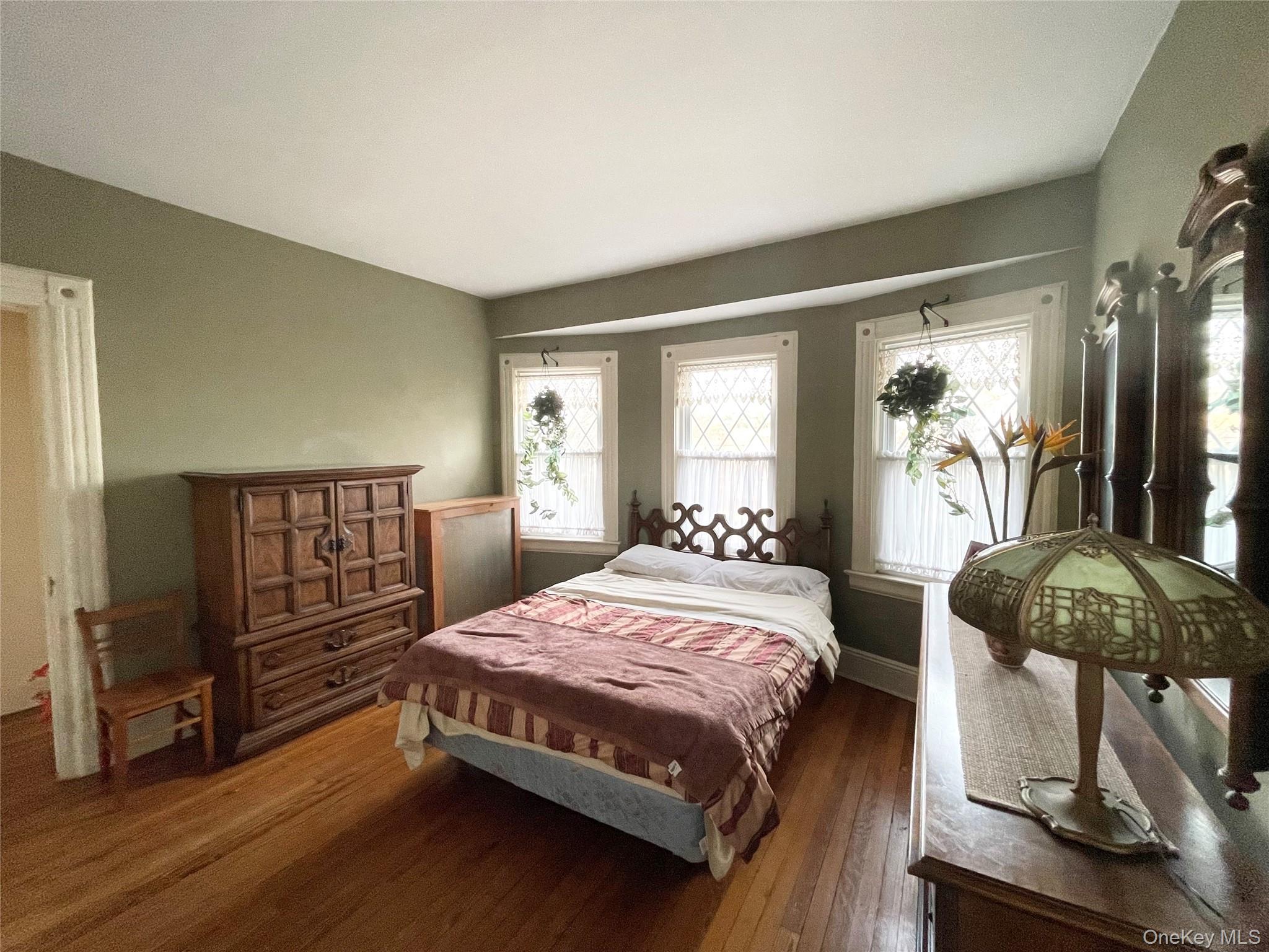 2752 Academy Street, Oceanside, NY 11572