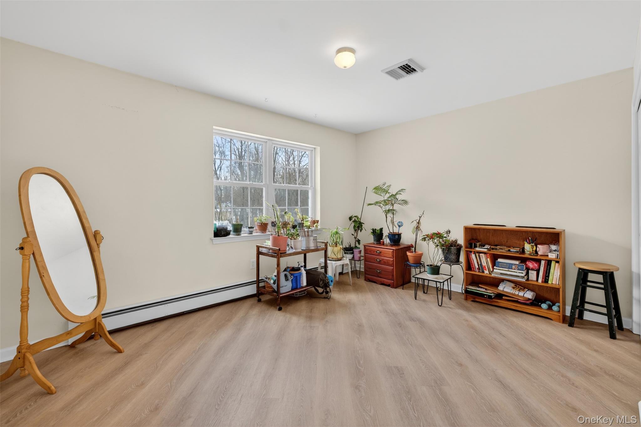 6 Jill Marie Circle, Wallkill, NY 12589