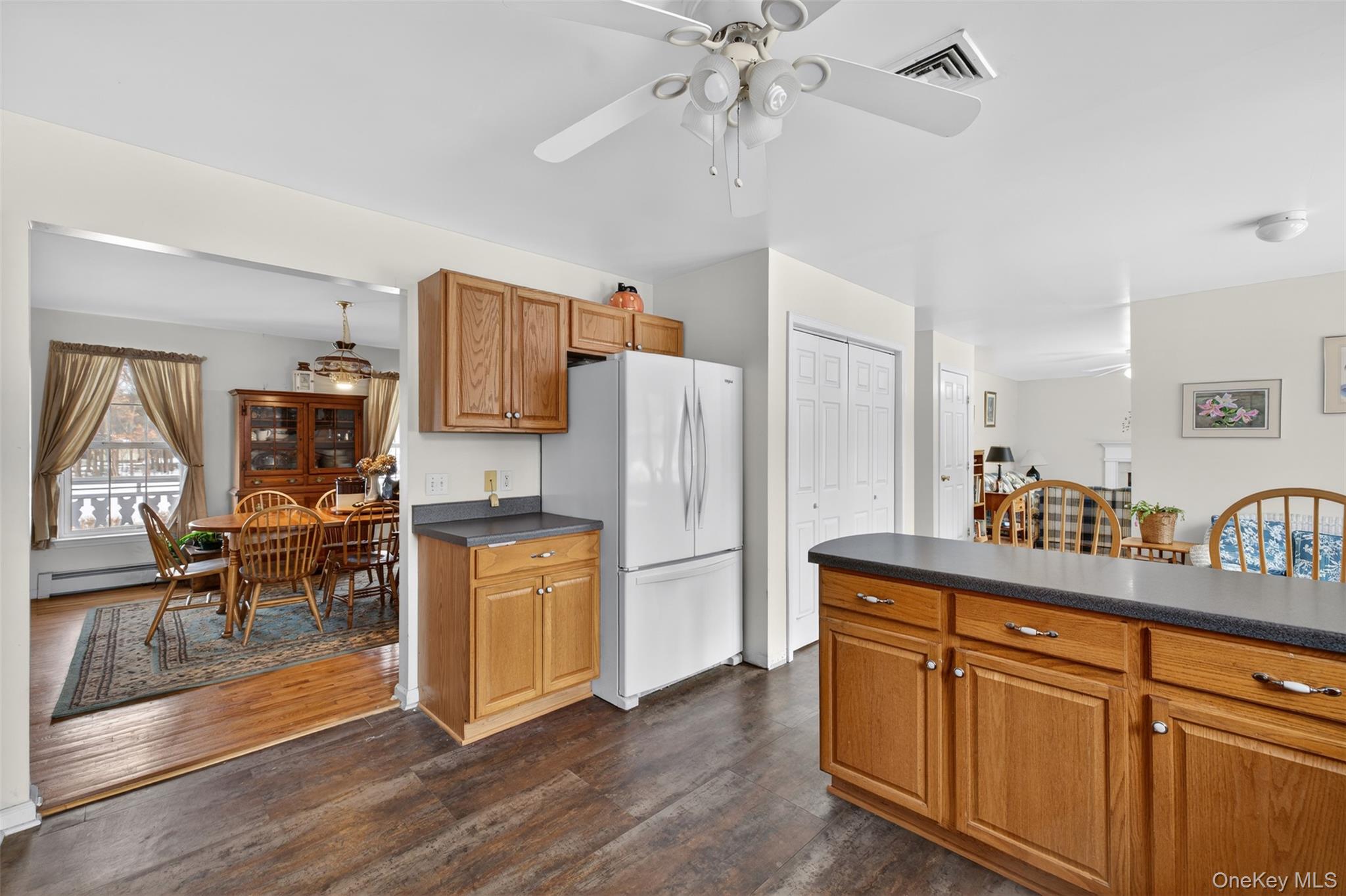 6 Jill Marie Circle, Wallkill, NY 12589